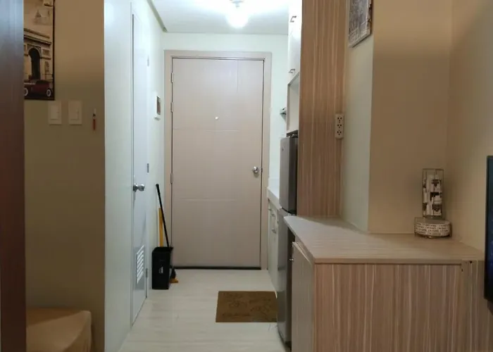 M Place Affordable And Family Friendly Staycation Apartahotel Manila